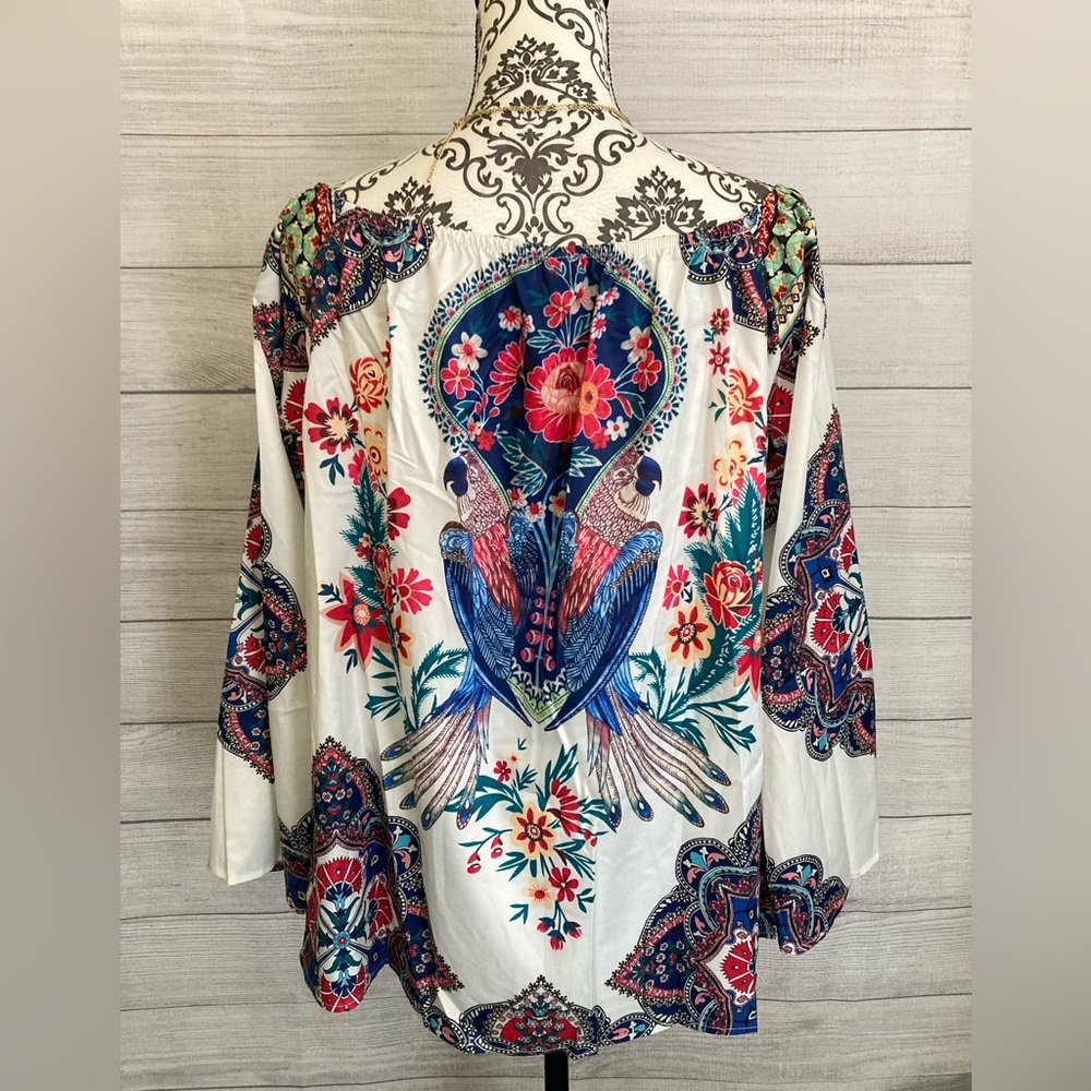 MISSLOOK | Women’s Festive Multi-Colored Floral Long Sleeve Blouse - Picture 4 of 7